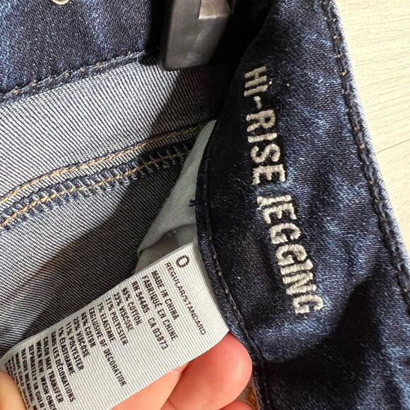 American Eagle Jeans - Picture 4 of 4